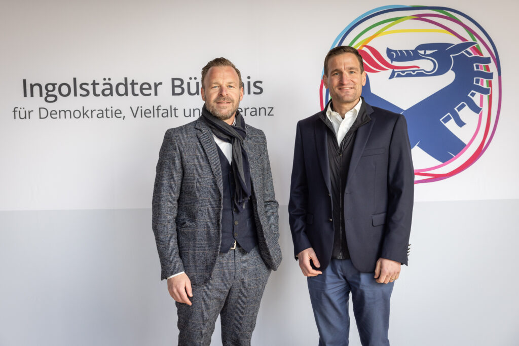 Ingolstädter Bündnis_Reinhard Büchl mit Philipp Hockerts_©Bösl/kbumm.de
